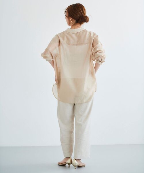 le.coeur blanc（ルクールブラン）の「シアーオーバーレギュラーカラーシャツ（シャツ/ブラウス・レディース・ベージュ/ピンク/モカ/ミント・38）」の22枚目の写真