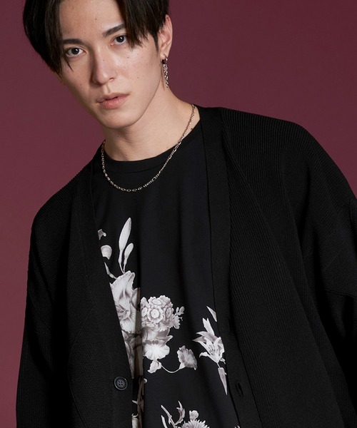 NO ID.（ノーアイディ）の「【NO ID.】Changing Knit V-Neck Cardigan / チェンジング ニット Vネック カーディガン（カーディガン/ボレロ・メンズ・グレイッシュベージュ/グレー/ブラック・ONE SIZE）」の2枚目の写真