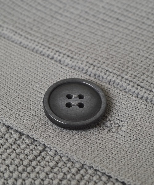 NO ID.（ノーアイディ）の「【NO ID.】Changing Knit V-Neck Cardigan / チェンジング ニット Vネック カーディガン（カーディガン/ボレロ・メンズ・グレイッシュベージュ/グレー/ブラック・ONE SIZE）」の19枚目の写真