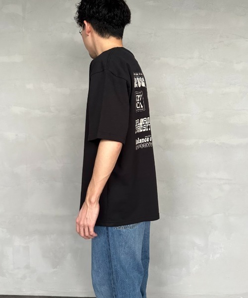 RVCA（ルーカ）の「[RVCA/ルーカ] BILL BOARD バックプリント ショートスリーブTシャツ（Tシャツ/カットソー・レディース・ブラック/オフホワイト・M/L/XL）」の16枚目の写真