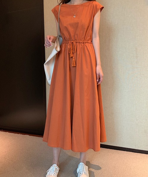 SHEPP(シープ)の「フレンチスリーブ ハイウエスト ボリュームワンピース(ワンピース・レディース・ブラック/アイボリー/カーキ/ダークグリーン/ベージュ/オレンジ/ネイビー/チェック/グリーン・S/M/L)」の1枚目の写真