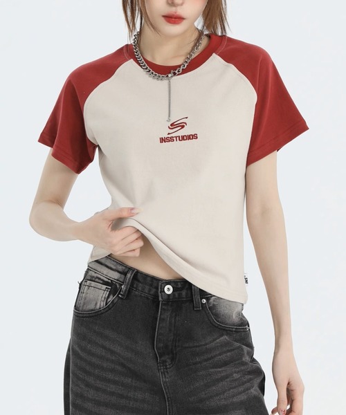 A‘gem 9(エージェムナイン)の「A'GEM/9 × .kom 『INSstudios/インスステュディオス』 ラグラン Tシャツ(Tシャツ/カットソー・メンズ・ピンク/ホワイト/ネイビー/グレー・S)」の5枚目の写真