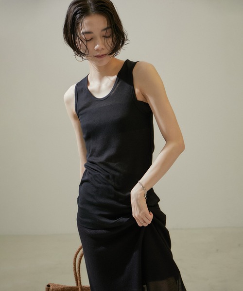 SALON adam et rope'（サロン アダム エ ロペ）の「nu=layerスクープネックタンクトップ（タンクトップ・レディース・ホワイト/ライトグレー/ブラック/イエロー/レッド・FREE）」の12枚目の写真