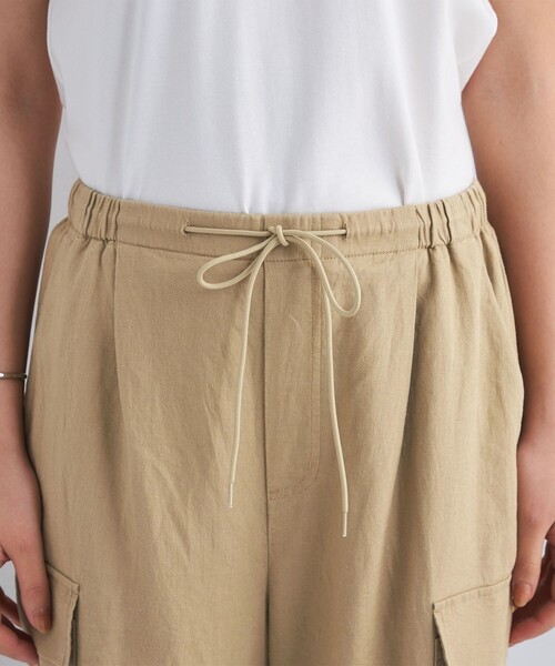 green label relaxing(グリーンレーベルリラクシング)の「BREEZE LINEN ブリーズリネン カーゴ パンツ(カーゴパンツ・レディース・ブラック/ベージュ・36/38)」の14枚目の写真