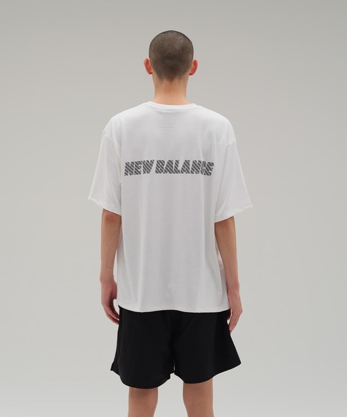NEW BALANCE（ニューバランス）の「NEW BALANCE　MET24 Reflection NB Logo T-Shirts（Tシャツ/カットソー・メンズ・ブラック/ホワイト・LARGE/MEDIUM/X-LARGE）」の8枚目の写真
