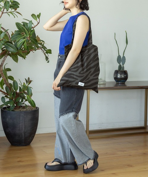 LEPSIM（レプシィム）の「アソートプリントトート　129699（トートバッグ・レディース・グレー系その他/レオパード/ブラウン系その他/グレー系その他2・ONE SIZE）」の6枚目の写真