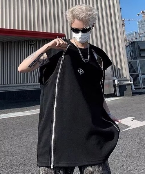 MGV(エムジーヴィー)の「ジップデザインノースリーブカットソー(タンクトップ・メンズ・ホワイト/ブラック・LARGE/MEDIUM/X-LARGE)」の3枚目の写真