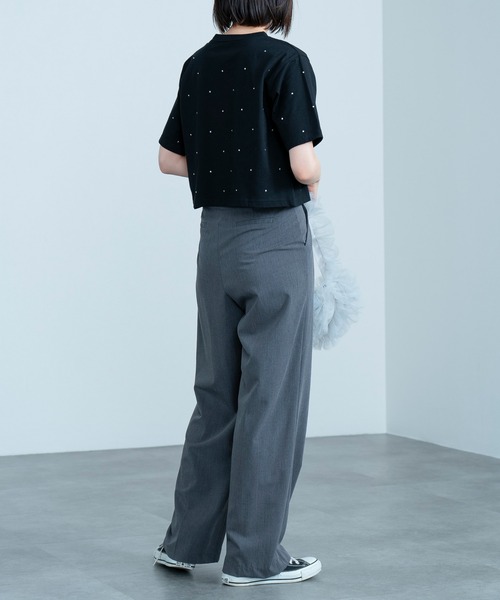 HEILIS(ヘイリス)の「ラインストーン付きクロップドTシャツ/ビジュー(Tシャツ/カットソー・レディース・ホワイト/ブラック・FREE)」の9枚目の写真