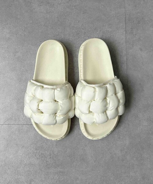 Thevon（ゼボン）の「パデットサンダル（サンダル・レディース・オフホワイト/ブラック・L/M）」の15枚目の写真