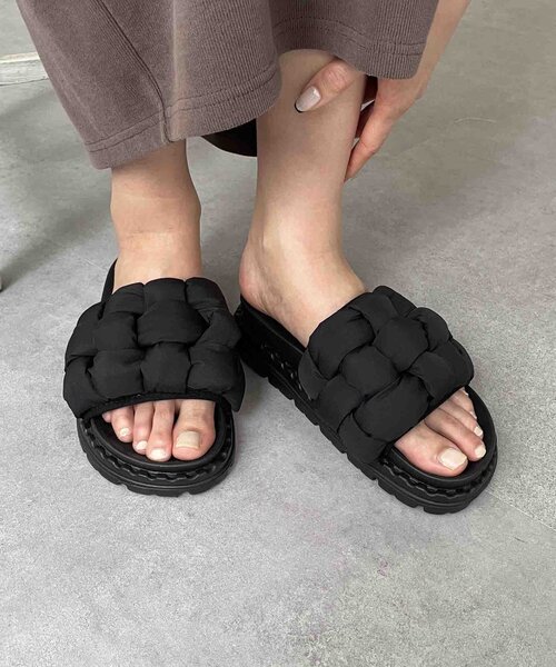 Thevon（ゼボン）の「パデットサンダル（サンダル・レディース・オフホワイト/ブラック・L/M）」の10枚目の写真