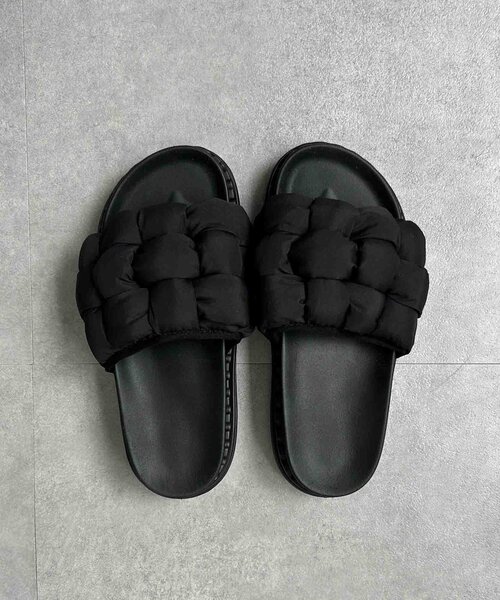 Thevon（ゼボン）の「パデットサンダル（サンダル・レディース・オフホワイト/ブラック・L/M）」の6枚目の写真