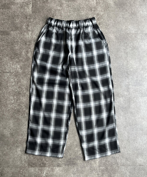 CPCM(シーピーシーエム)の「【ふわもこ】チェックイージーパンツ(その他パンツ・レディース・ブラウン/グリーン/ネイビー/ブラック・MEDIUM/LARGE)」の8枚目の写真
