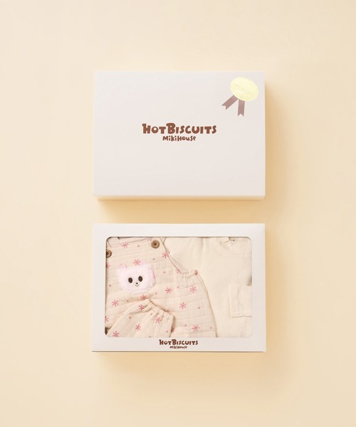 HOT BISCUITS（ホットビスケッツ）の「キルト素材 オーバーオール＆Tシャツギフトセット【BOX付き】（ベビーギフト・キッズ・グレー/アイボリー・70cm/80ｃｍ）」の3枚目の写真