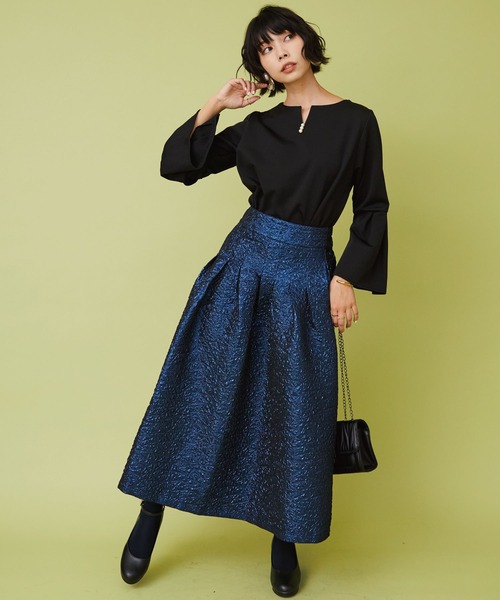 JETSET SOLO PLUS (ジェットセットソロプラス)の「【JETSET SOLO PLUS】パール×ベルスリーブ裏起毛ブラウス(シャツ/ブラウス・レディース・サックスブルー/ベージュ/ブラック・FREE)」の12枚目の写真