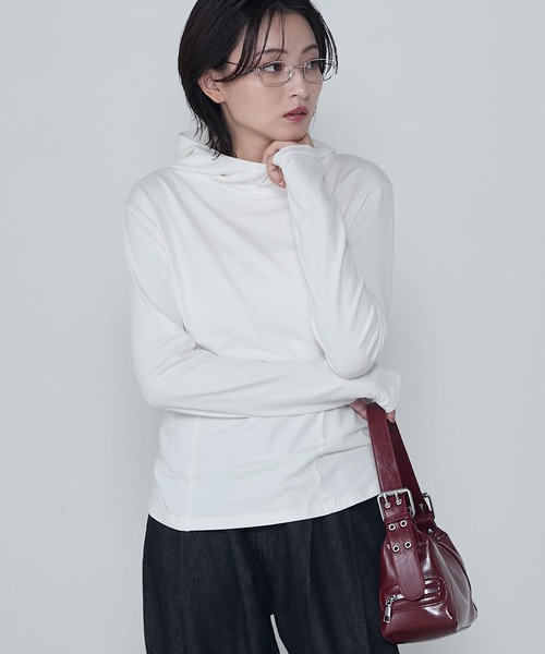 le ELMi(ルエルミ)の「Compact hoodie pullover / コンパクトフーディカットソー(Tシャツ/カットソー・レディース・オフホワイト/グレー/ブラック・FREE)」の7枚目の写真