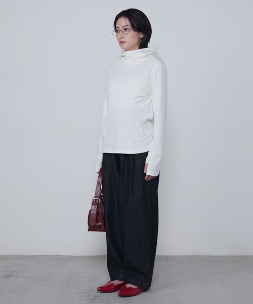 le ELMi(ルエルミ)の「Compact hoodie pullover / コンパクトフーディカットソー(Tシャツ/カットソー・レディース・オフホワイト/グレー/ブラック・FREE)」の13枚目の写真
