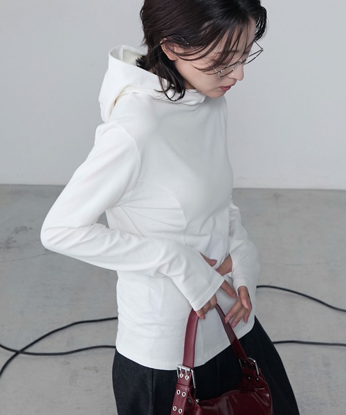 le ELMi(ルエルミ)の「Compact hoodie pullover / コンパクトフーディカットソー(Tシャツ/カットソー・レディース・オフホワイト/グレー/ブラック・FREE)」の17枚目の写真