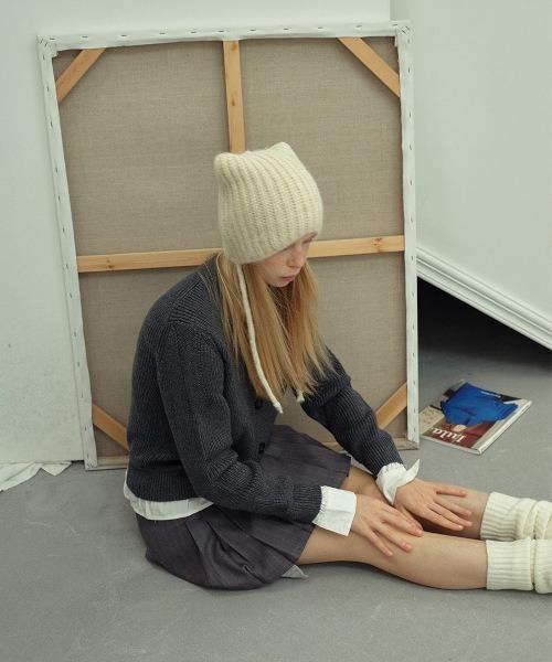 B.I.D.（ビーアイディー）の「シャギーコードフラップビーニー/猫耳ニットキャップ（MA）（ニットキャップ/ビーニー・レディース・ダークグレー/レッド/ライトグレー/ピンク/アイボリー/ブルー・FREE）」の9枚目の写真