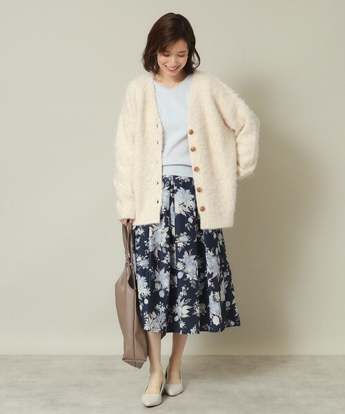 ITS'DEMO（イッツデモ）の「◆【マシンウォッシャブル】起毛Vネックカーディガン（カーディガン/ボレロ・レディース・アイボリー/チャコールグレー/マスタード・00）」の6枚目の写真