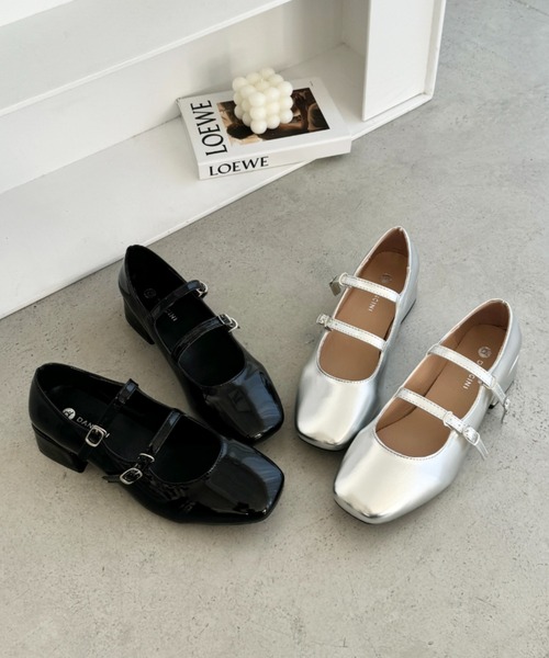 Loueme(ルエム)の「ローヒールダブルストラップシューズ(パンプス・レディース・シルバー/ブラック・23.5cm/24.5cm)」の14枚目の写真