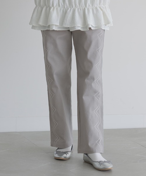 somari imagination(ソマリ イマジネーション)の「『スカラップステッチストレートパンツ』(その他パンツ・レディース・ブラック/ライトグレー・2/1)」の4枚目の写真