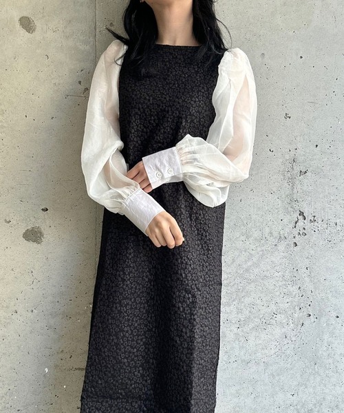 merrylatte(メリーラテ)の「花柄ロングドレスワンピース(ワンピース・レディース・ブラック/アイボリー・SMALL)」の1枚目の写真