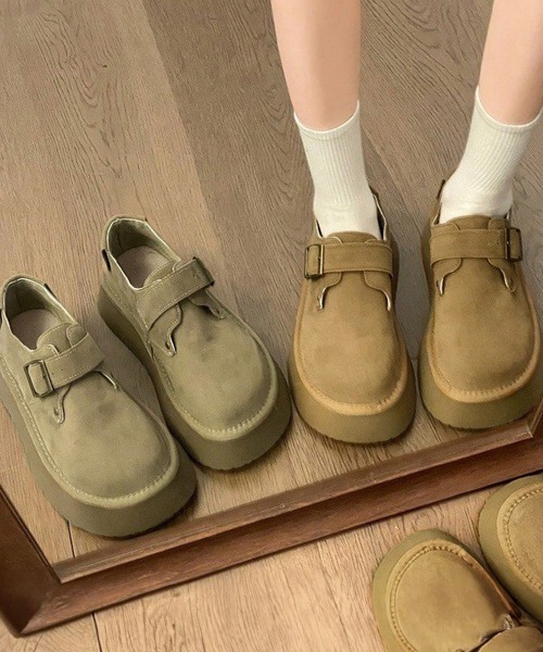 Miniministore(ミニミニストア)の「モカシンシューズ 厚底スエード調パンプス(モカシン/デッキシューズ・レディース・カーキ/キャメル・23.0cm/22.5cm/24.5cm/24.0cm/23.5cm)」の3枚目の写真