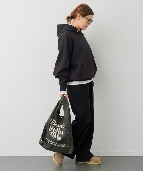 Deuxieme Classe(ドゥーズィエムクラス)の「BTN Nylon Bag(トートバッグ・レディース・カーキ・FREE)」の3枚目の写真