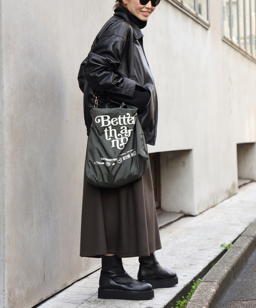 Deuxieme Classe(ドゥーズィエムクラス)の「BTN Nylon Bag(トートバッグ・レディース・カーキ・FREE)」の6枚目の写真