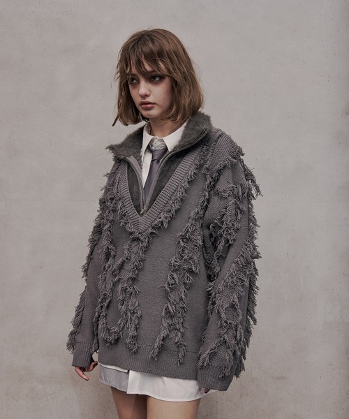 VI E DIT(ヴィエディット)の「Fur Docking Fringe Jacquard Knit/ファードッキングフリンジジャガードニット(ニット/セーター・メンズ・ブラック/グレー・1/2)」の14枚目の写真