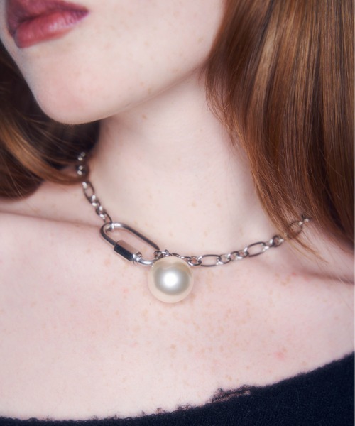 Carabiner pearl chain necklace（ネックレス）｜Carmelo