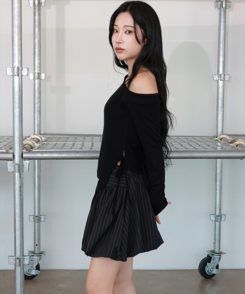 FOLLOWIN（フォロウィン）の「[FLW MADE]アンバランスストリングオフショルダークロップ長袖T（Tシャツ/カットソー・レディース・ホワイト/チャコール/ブラック・FREE）」の21枚目の写真