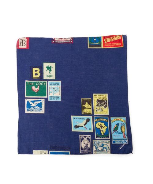 BEAUTY&YOUTH UNITED ARROWS（ビューティーアンドユースユナイテッドアローズ）の「BY BOHEMIANS ラベルプリントバンダナ ◆（バンダナ/スカーフ・レディース・ホワイト/ネイビー・フリー）」の2枚目の写真