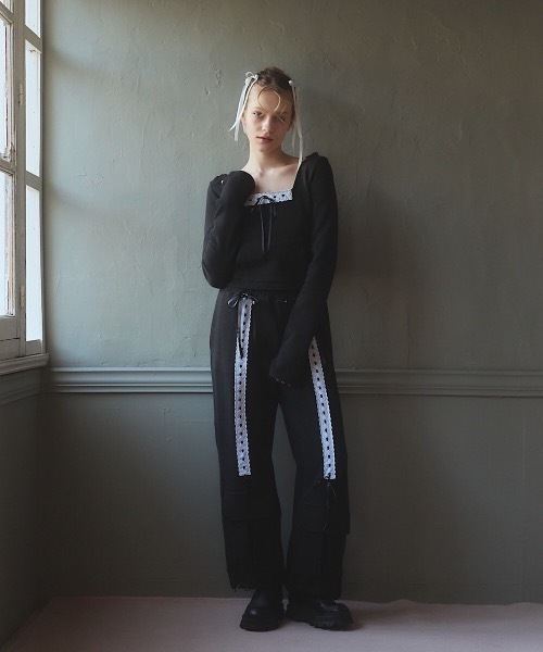 lilLilly（リルリリー）の「ワッフルレースリボンポケットパンツ