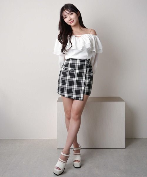 LIPSERVICE（リップサービス）の「ダブルベルトラップショートパンツ（その他パンツ・レディース・その他1/ホワイト/ブラック・S/M）」の21枚目の写真