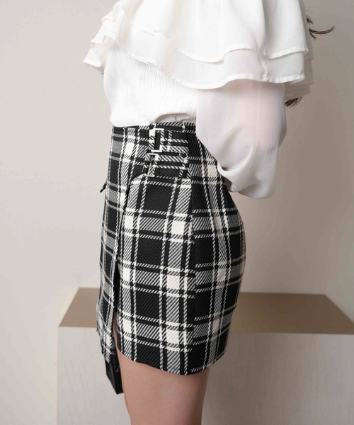 LIPSERVICE（リップサービス）の「ダブルベルトラップショートパンツ（その他パンツ・レディース・その他1/ホワイト/ブラック・S/M）」の22枚目の写真