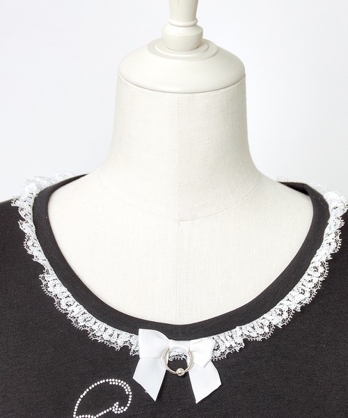 AVENCHUMU(アバンチュウム)の「Rhinestone logo puff sleeve tops(Tシャツ/カットソー・レディース・ピンク/ブラック×ホワイト/ブラック・FREE)」の11枚目の写真