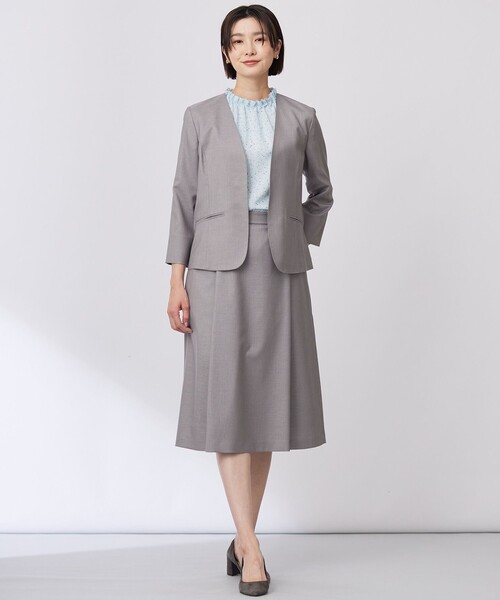 J.PRESS(ジェイプレス)の「【セットアップ対応・洗える・UVケア・吸水速乾】OXIJEWELストレッチ ノーカラー ジャケット(ノーカラージャケット・レディース・ネイビー系/シルバー系/ライトグレー系/ベージュ系・T13/T15)」の18枚目の写真