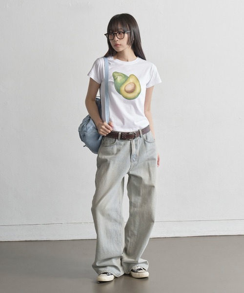 UNE MANSION(ユヌマンション)の「【UNE ORIGINAL】 サイドラウンドスリットフルーツプリントミニチビTシャツカットソー(Tシャツ/カットソー・レディース・ホワイト系2/ホワイト系1/ホワイト系3/ホワイト系4・FREE)」の11枚目の写真