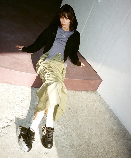 ENVYM（アンビー）の「レースアップショートパーカー（パーカー・レディース・グレー/ブラック/ホワイト・FREE）」の6枚目の写真