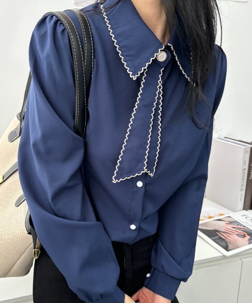 maison de LATIR(メゾンドラティール)の「バイカラーボウタイネックデザイン上品ブラウス(シャツ/ブラウス・レディース・ベージュ/ネイビー/ブラウン・ONESIZE)」の14枚目の写真