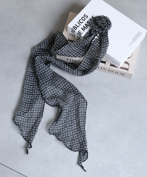 ap retro（アプレトロ）の「レトロライク フラワーピン付きストール（ストール/ショール・レディース・ブルー/ブラック系その他/ブラック/ホワイト/ホワイト系その他/パープル・FREE）」の4枚目の写真