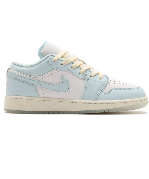 JORDAN BRAND(ジョーダンブランド)の「JORDAN BRAND AIR JORDAN 1 LOW SE (GS) / ジョーダンブランド エア ジョーダン 1 LOW SE (GS) / NIKE【SP】(スニーカー・レディース・ホワイト・23.5cm/24.0cm/24.5cm/25.0cm/23.0cm)」の4枚目の写真