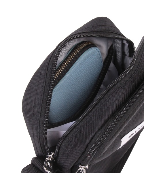 Columbia(コロンビア)の「軽量 ポリエステル ミニショルダー Columbia(ショルダーバッグ・メンズ・ブラック/カーキ/ブラック×ホワイト/ブラック×グレー・フリ-)」の14枚目の写真
