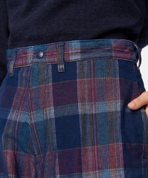 Timberland（ティンバーランド）の「Timberland TOKYO DESIGN COLLECTIVE Plaid Shorts（ティンバーランド TDC コーデュロイ プレイド ショーツ）（その他パンツ・メンズ・ダークブルー/イエロー系・30inch/32inch/34inch/36inch）」の7枚目の写真
