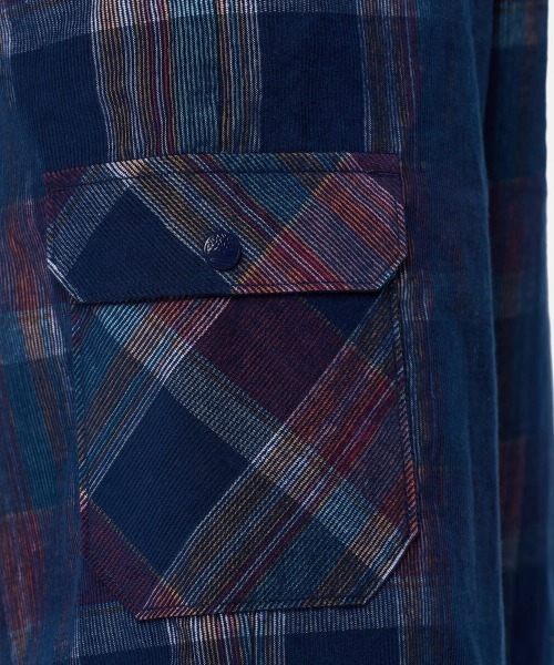 Timberland（ティンバーランド）の「Timberland TOKYO DESIGN COLLECTIVE Plaid Shorts（ティンバーランド TDC コーデュロイ プレイド ショーツ）（その他パンツ・メンズ・ダークブルー/イエロー系・30inch/32inch/34inch/36inch）」の8枚目の写真