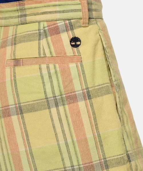 Timberland（ティンバーランド）の「Timberland TOKYO DESIGN COLLECTIVE Plaid Shorts（ティンバーランド TDC コーデュロイ プレイド ショーツ）（その他パンツ・メンズ・ダークブルー/イエロー系・30inch/32inch/34inch/36inch）」の14枚目の写真