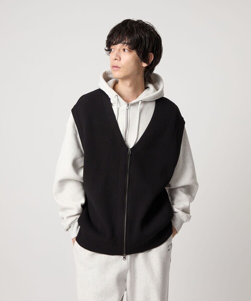 CITEN（シテン）の「＜CITEN＞リブニットZIPベスト（ベスト・メンズ・ナチュラル/ブラック・FREE）」の2枚目の写真
