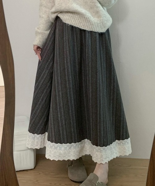 gossip!ロサンゼルス(ゴシップロサンゼルス)の「ヴィンテージ風 レースフリルロングスカート Aラインスカート(スカート・レディース・グレー/ブラウン・FREE)」の16枚目の写真