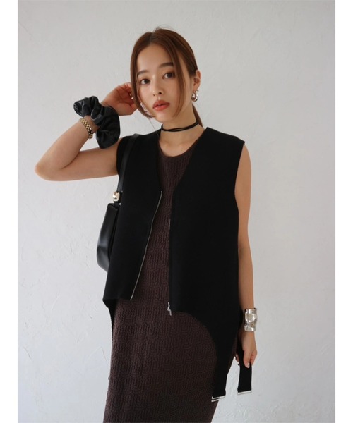 TRUNC（トランクエイティーエイト）の「Garter Straps Knit Vest（ベスト・レディース・ブラック/アイボリー・FREE）」の12枚目の写真